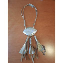 COLLAR NACARADO ESTILO INDIO - AMERICANO