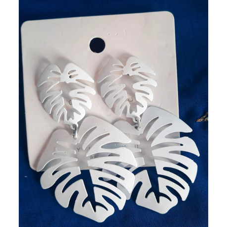 PENDIENTES DE PORCELANA DE HOJAS