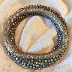 PULSERAS ELÁSTICAS DORADAS